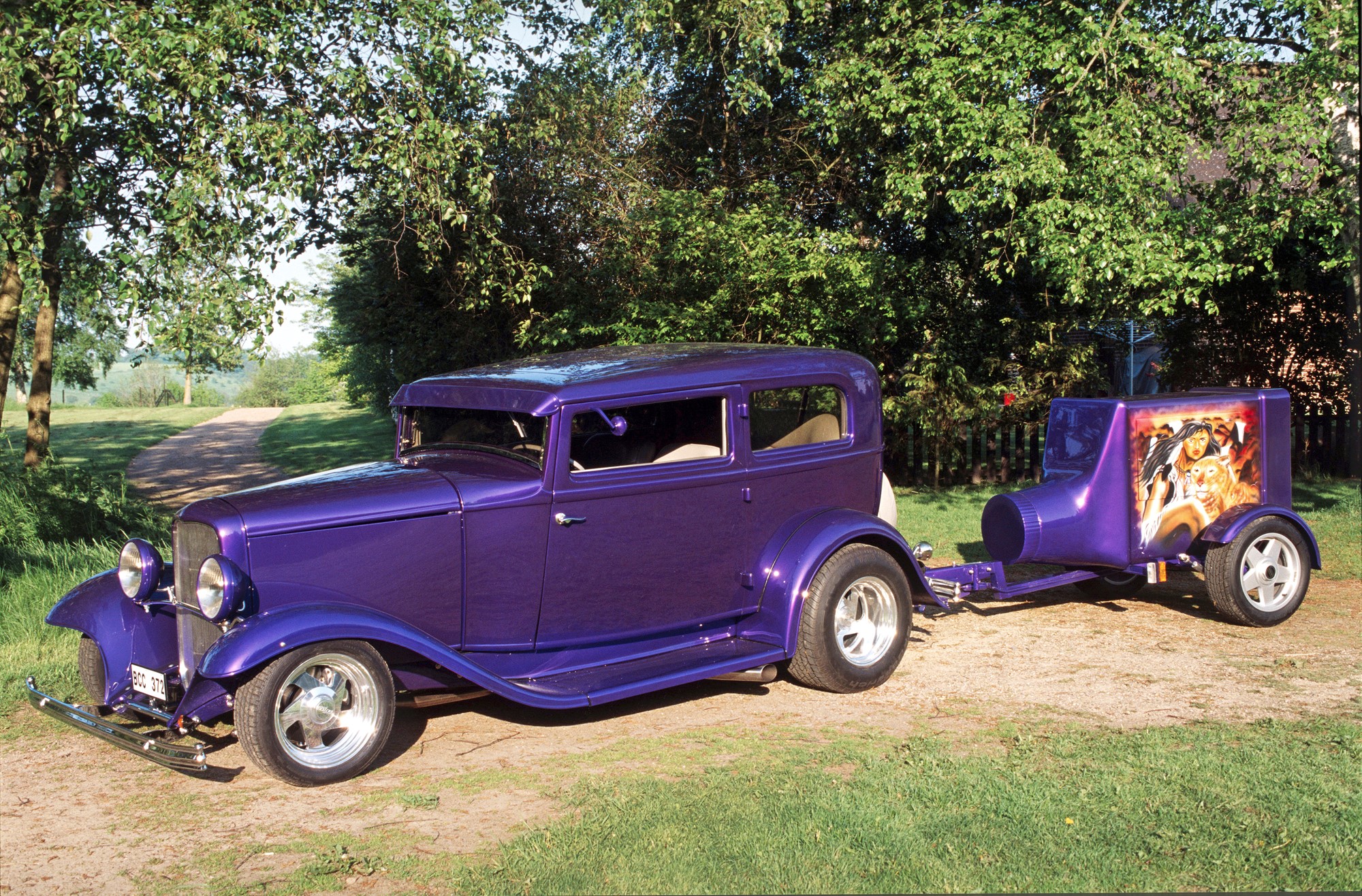 Östmans första steg in i hot rod-kulturen var en Ford Tudor -32 som han byggde om i personlig stil.