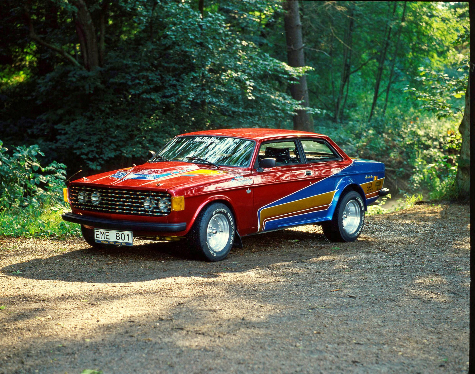 Den före detta tävlingsbilen presenterades i en helt ny kostym inför Vallåkraträffen 1982.