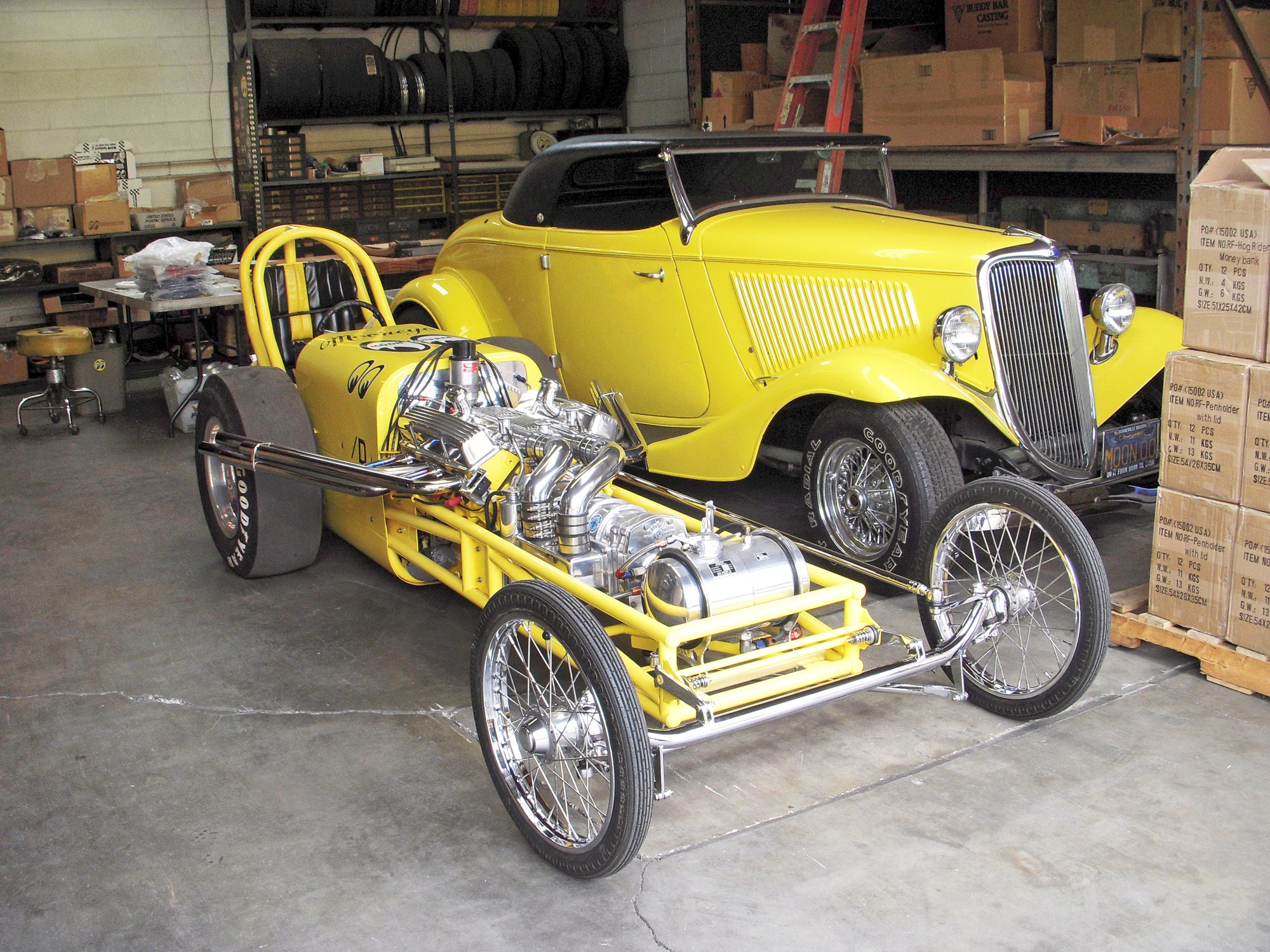 Deras kända ”Mooneyes Dragster ” byggdes 1961 för att vara en rullande test bänk och promotion för Mooneyes. Med Gary Cagle som chaufför vann de 1962 Winternationals på Pomona och US Nationals i Indianapolis, snabbaste tiden var 9.52 sekunder och 147 mph. Motorn är en Chevy small block med Portvin kompressor som sitter framför motor direkt på vevaxeln. I bakgrunden Deans Ford -34 som han köpte redan på 1950-talet.